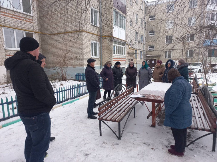 Прошёл сход граждан по вопросу проведения тренировочных мероприятий по эвакуации населения в убежище. Прошёл сход граждан по вопросу проведения тренировочных мероприятий по эвакуации населения в убежище.